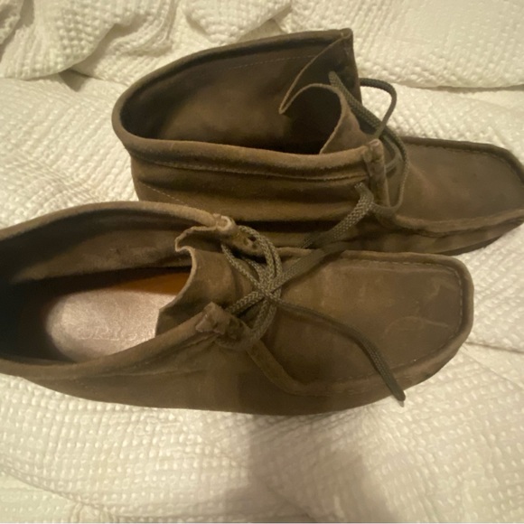 Clark Wallabees. Sz 12  worn about 5 weeks. Perfect condition